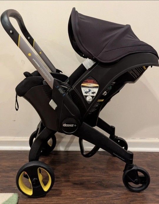 Doona Convertible Baby Car Seat / Stroller