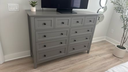 Gray 8-Drawer Double Dresser