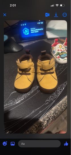 Baby shoes