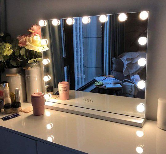 FENCHILIN 23in W X 19in  T Lighted Makeup Mirror with 15 Dimmable LED Bulbs 

