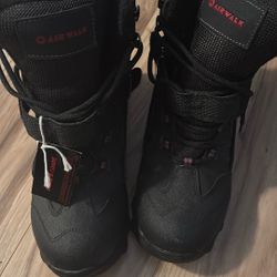 Men’s Brand New Airwalk Winter Boots SZ 10