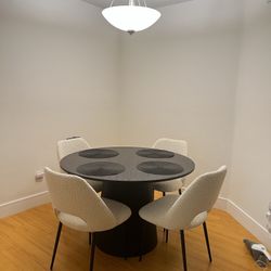 Wayfair Pedestal Dining Table & 4 Wayfair Boucle Dining Chairs