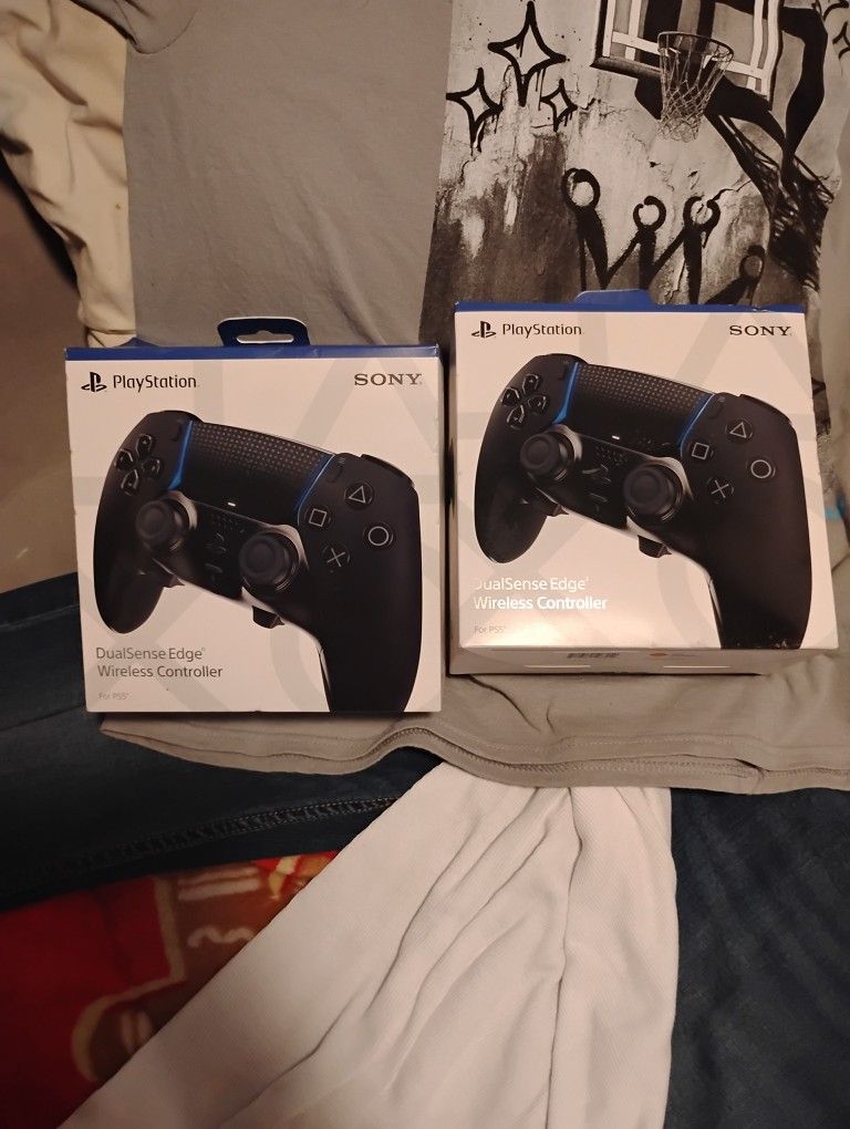 PS5 Controllers