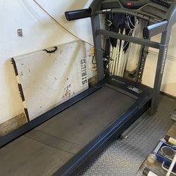 Horizon Treadmill 