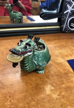 Vase 🏺 dragon 🐉 !