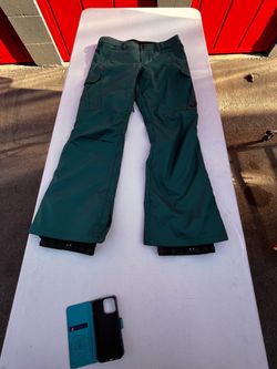 DC Snowboarding Pants