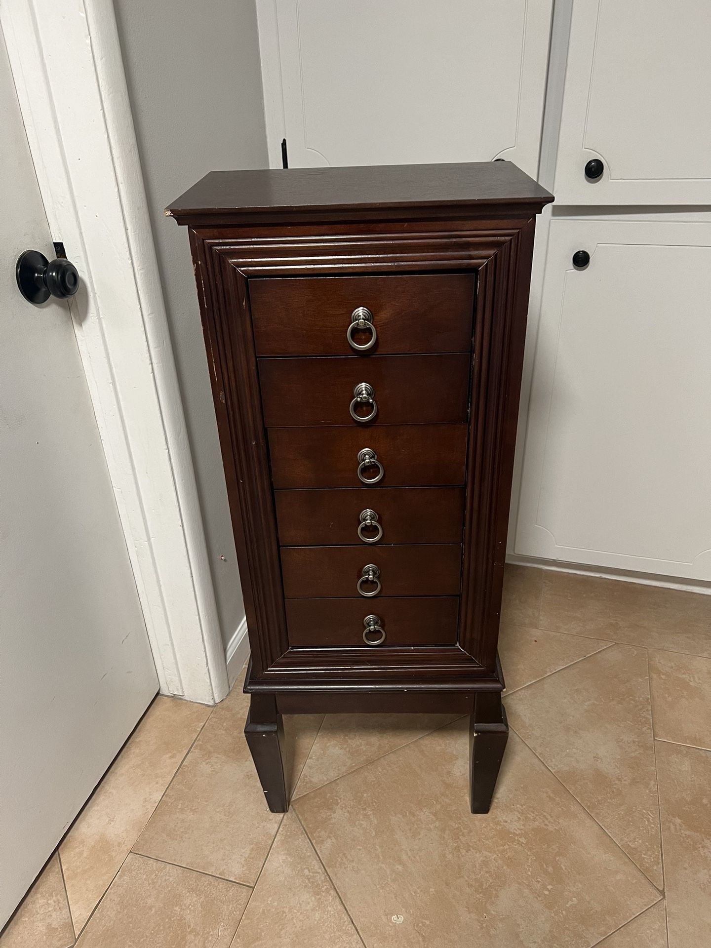Jewelry armoire
