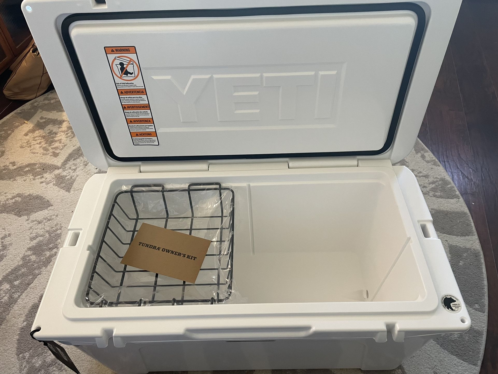 Yeti -New Tundra 75 Cooler