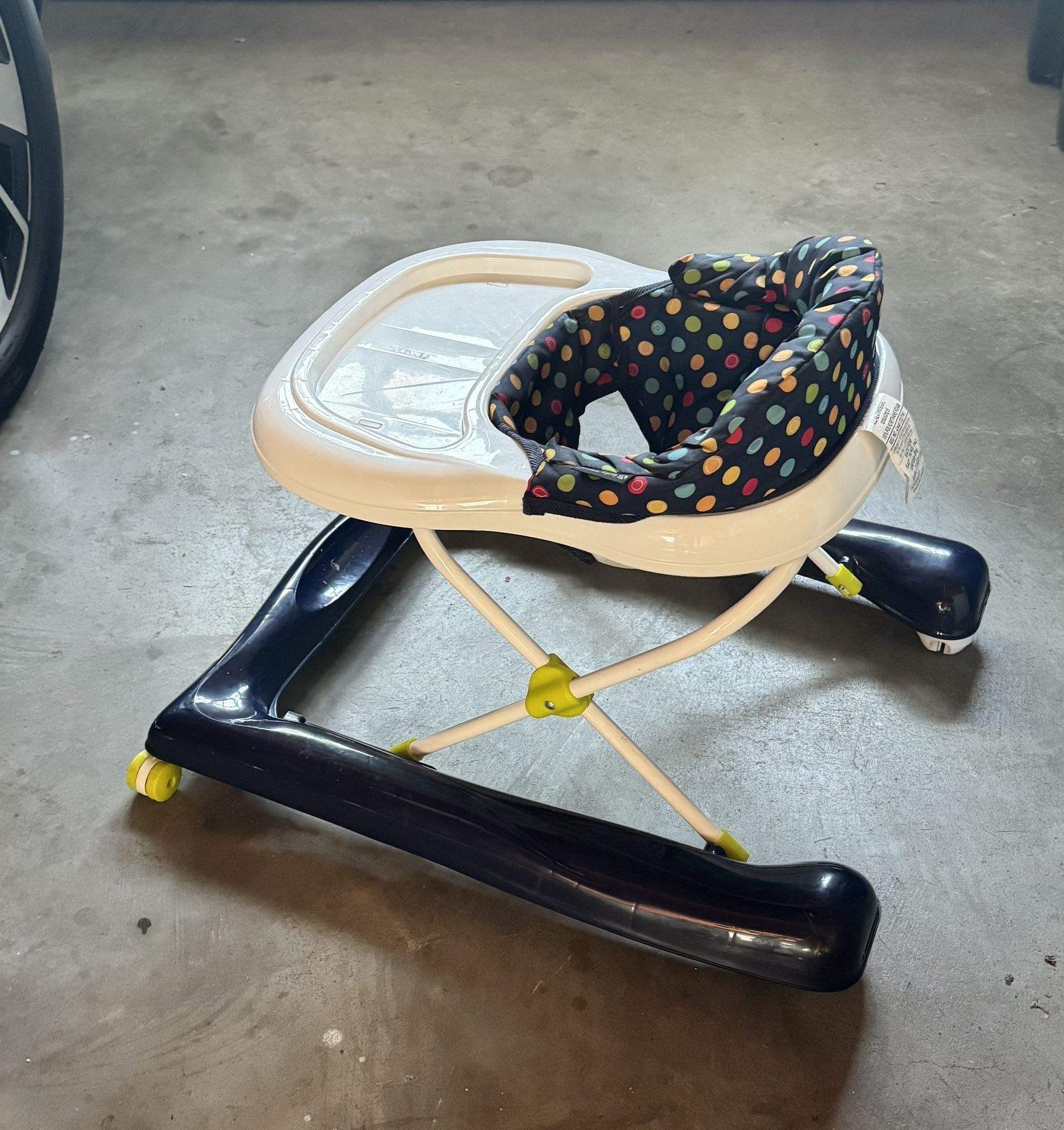Baby Trend Baby Walker