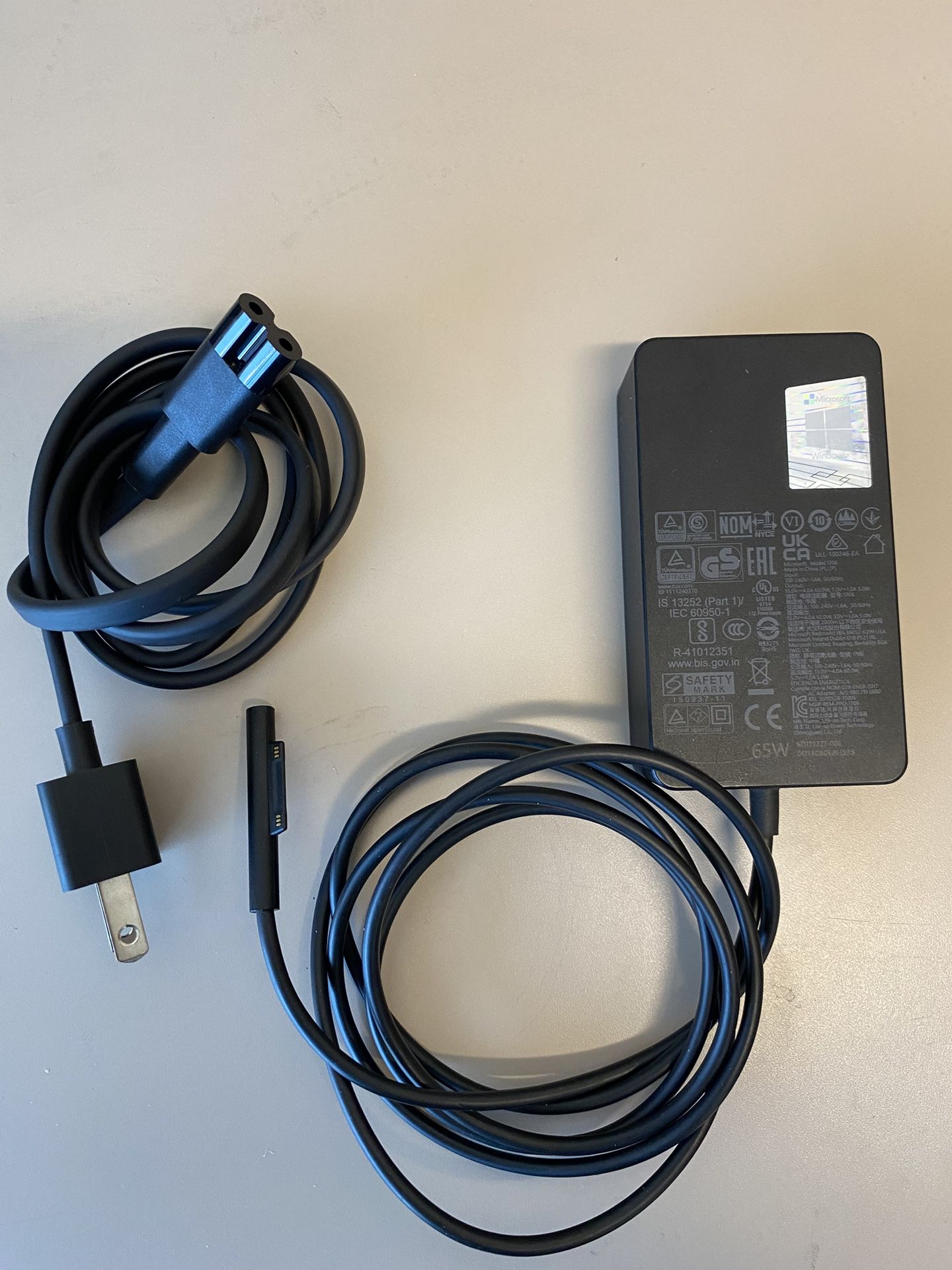 Microsoft Surface Pro Charger OEM