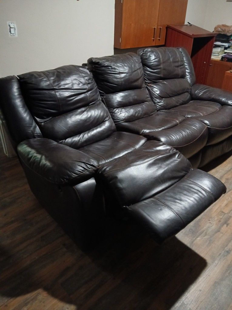 MUST SALE!!! Leather Couch Both Ends Reclines