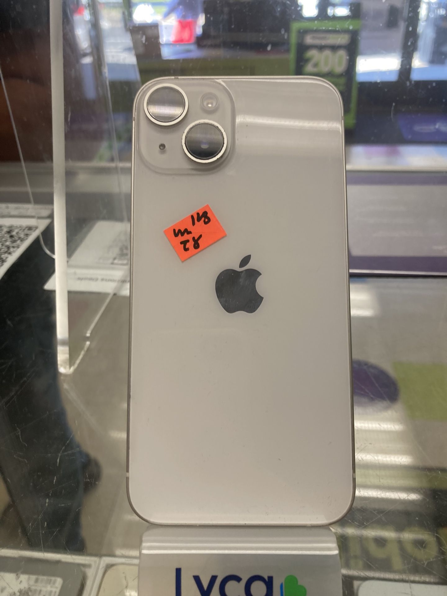 Factory Unlocked Iphone 14 128 gb comes with store warranty