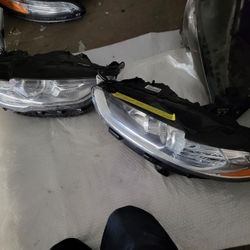 2016 2017 2018 2019 2020 Ford Fusion Headlights Part