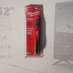 Milwaukee Voltage Detector With LED