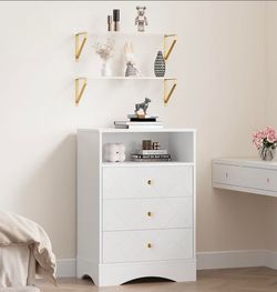 White 3-Drawer Dresser with Acrylic shelf