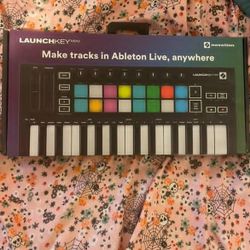 Launchkey Mini Mk3 