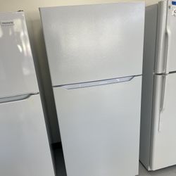 New White Fridge Top Freezer Refrigerator 