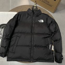 NORTHFACE BUBBLE JACKET $150