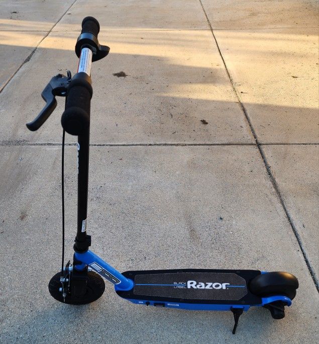 Razor E100 Electrical Scooter For Kids Age 8 & Up
