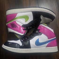 Air Jordan 1 Mid "Edge Glow" , Unisex, Mens Size 9.5 /Women’s Size 11/77023