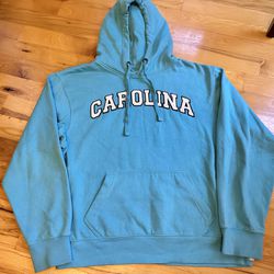 CAROLINA SWEATSHIRT/HOODIE SZ LARGE LIKE BRAND NEW WITHOUT TAGS CAN BE MEN OR WOMENS 