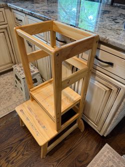 Child step stool tower
