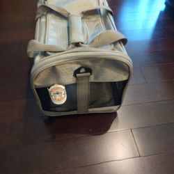 Sherpa To Go Travel Pet Carrier Airline Approve & Guaranteed On Board