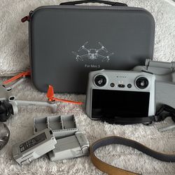 DJI Mini 3 Drone Bundle – Fly More Combo, 2 Batteries, Controller + Extras (Excellent Condition)
