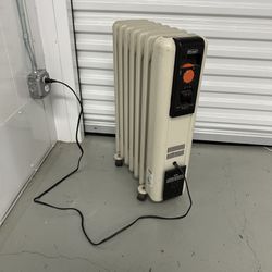 De’longhi Portable Radiator Heater - 1500W