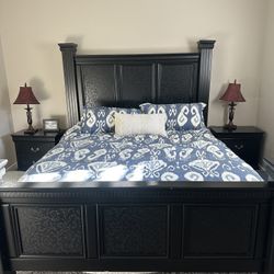 Cal King Bedroom Set 