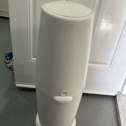 Diapers Genie elite