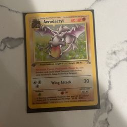 Holographic Rare Aerodactyl Pokemon Card