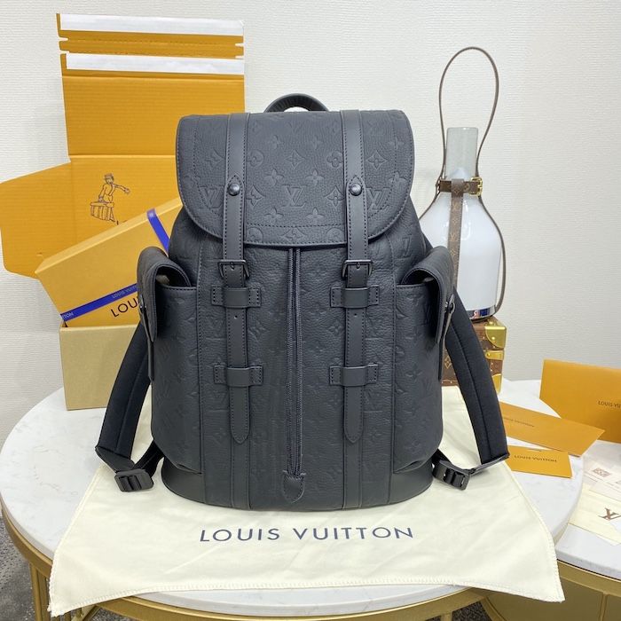 Brand New Louis Vuitton Christopher MM Monogram Taurillon Leather Backpack