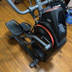 Bow Flex Max Trainer M3
