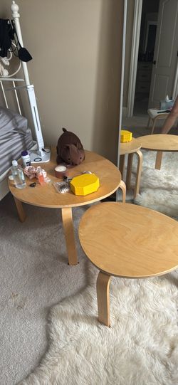 Light Wood Curved Leg Coffee Table Set (2 tables)