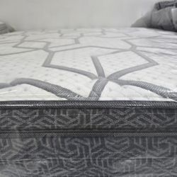 King Sizes Mattress And Box Spring 