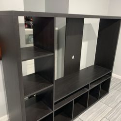 Entertainment Center/ Tv stand 