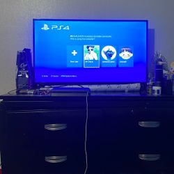 Ps4 perfect condition not heating issues or loud noises