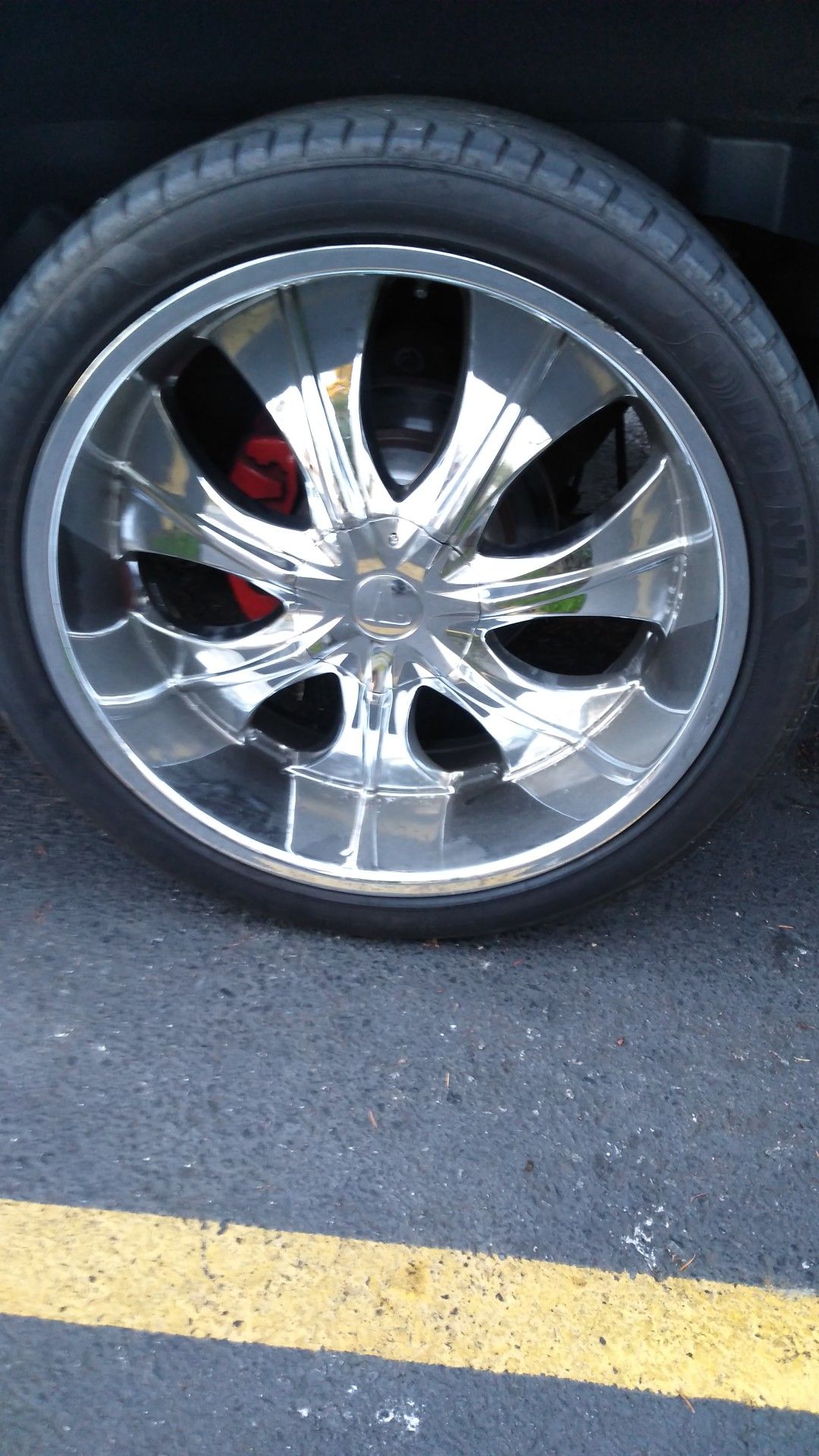 Rim and tires size 24 6 lug for Chevy Tahoe GMC Yukon Chevy Silverado $750 cash only 305/35/24