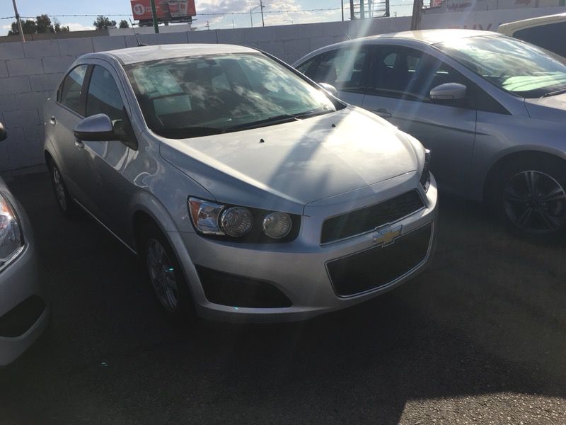 2015 Chevy Sonic $999 Pago inicial Acceptamos ITIN Number y repos