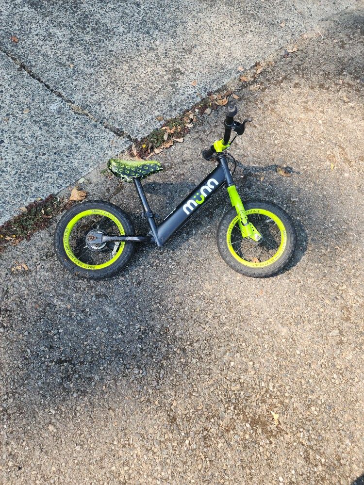 Muna Push Bike