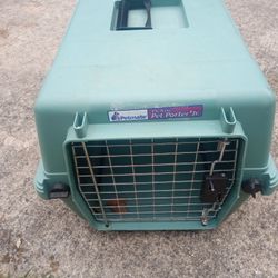 Petmate Deluxe Small Carrier 15.00