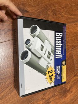 Bushnell Binocular