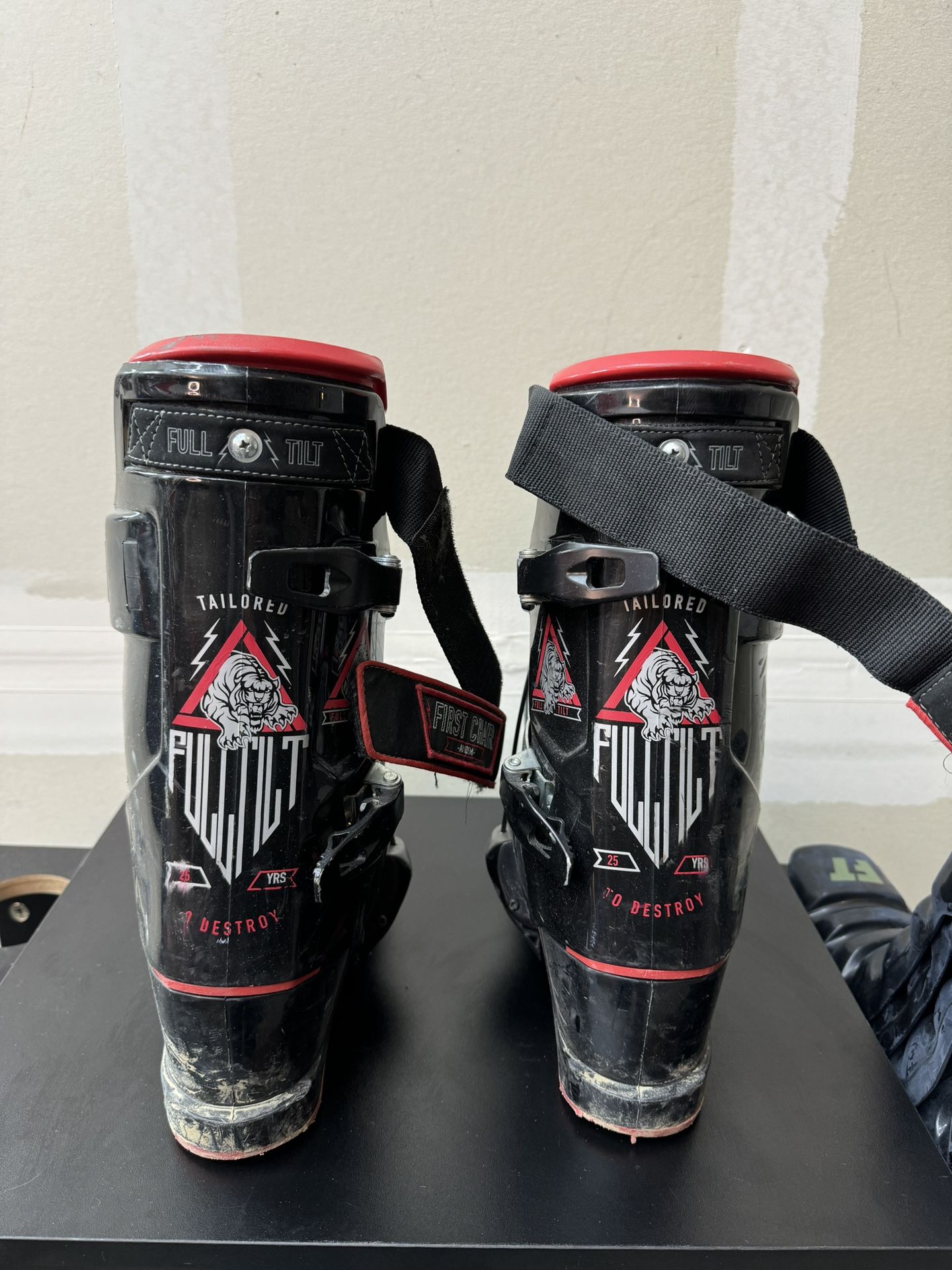 Full Tilt Ski Boots M(11.5)