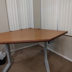 Heavy Duty Motorized Corner Desk 