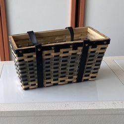 Home Decor Magazine Rack/Basket