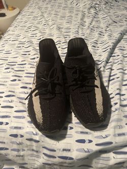Yeezy 350 V2 Oreo