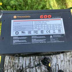 Thermaltake TR2 600W power Supply 
