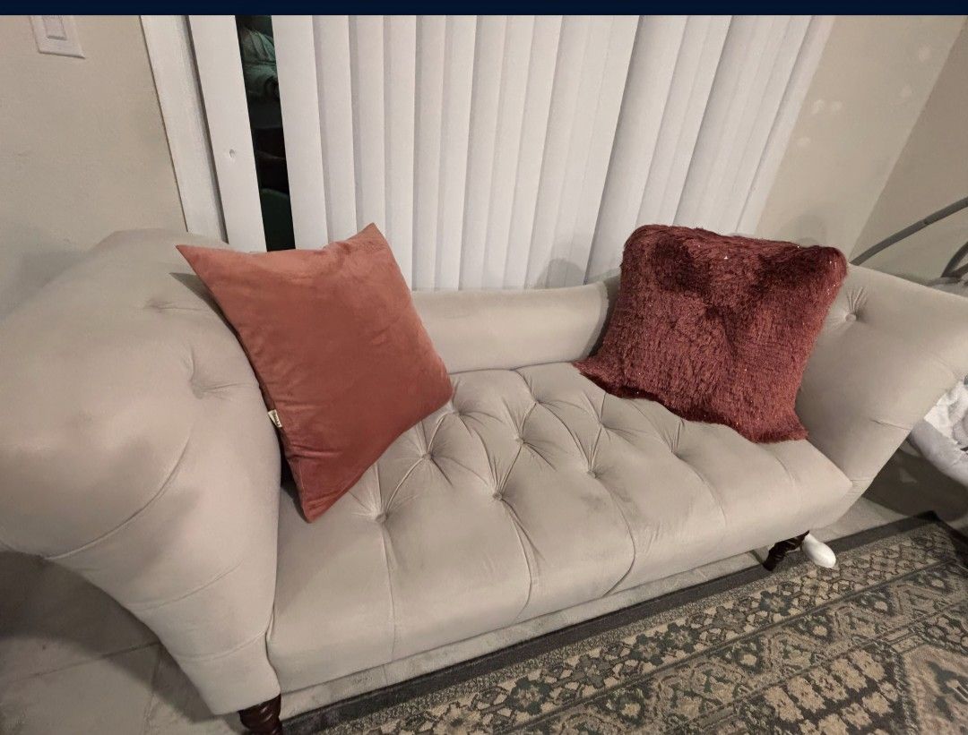 Elegant Tufted Loveseat Sofa