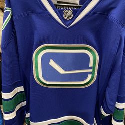 Canucks Jersey 